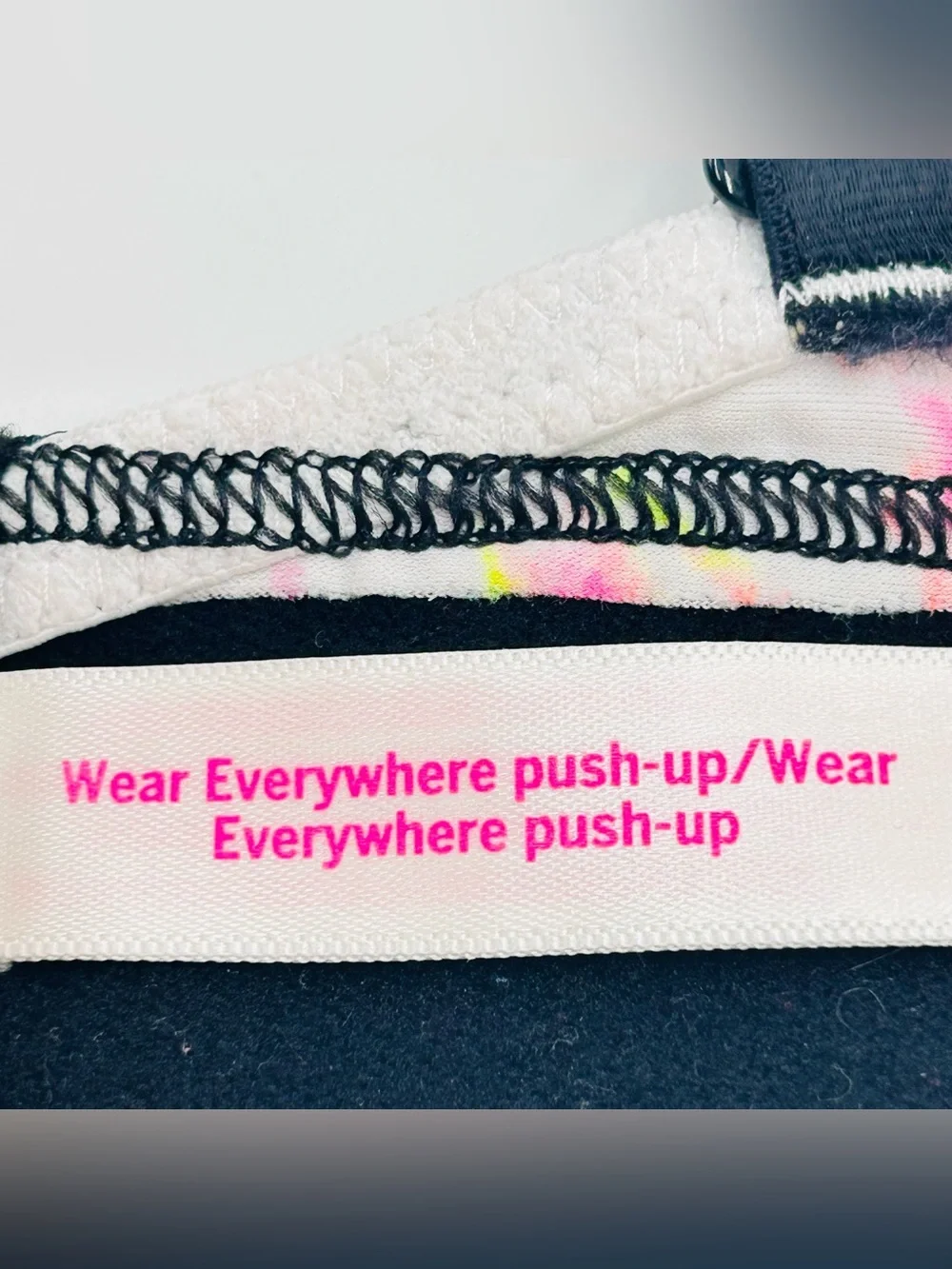 PINK Victoria’s Secret Wear Everywhere Push Up Bra women size 34D Tie Dye
